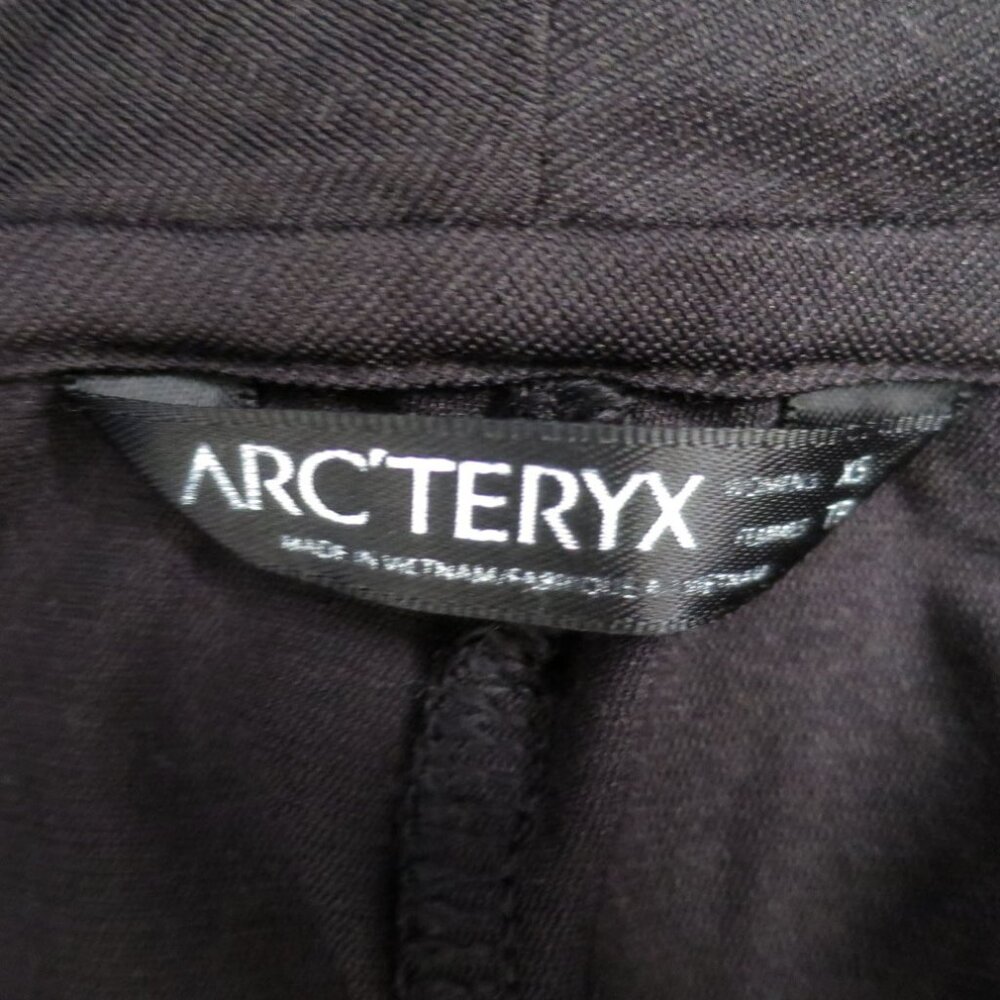 Arc'teryx Black Short Sleeve Top with Cowl Neck Size XS - Picture 9 of 10